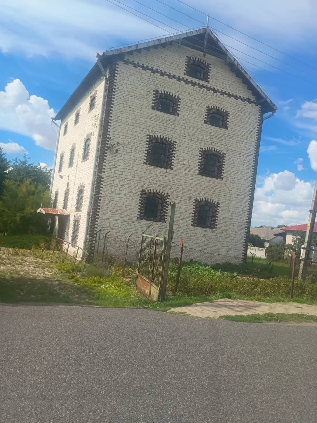 Działka z zabytkowym młynem